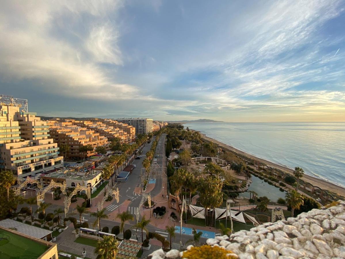Mediterranean Dream Views โอโรเปซาเดลมาร์ ภายนอก รูปภาพ