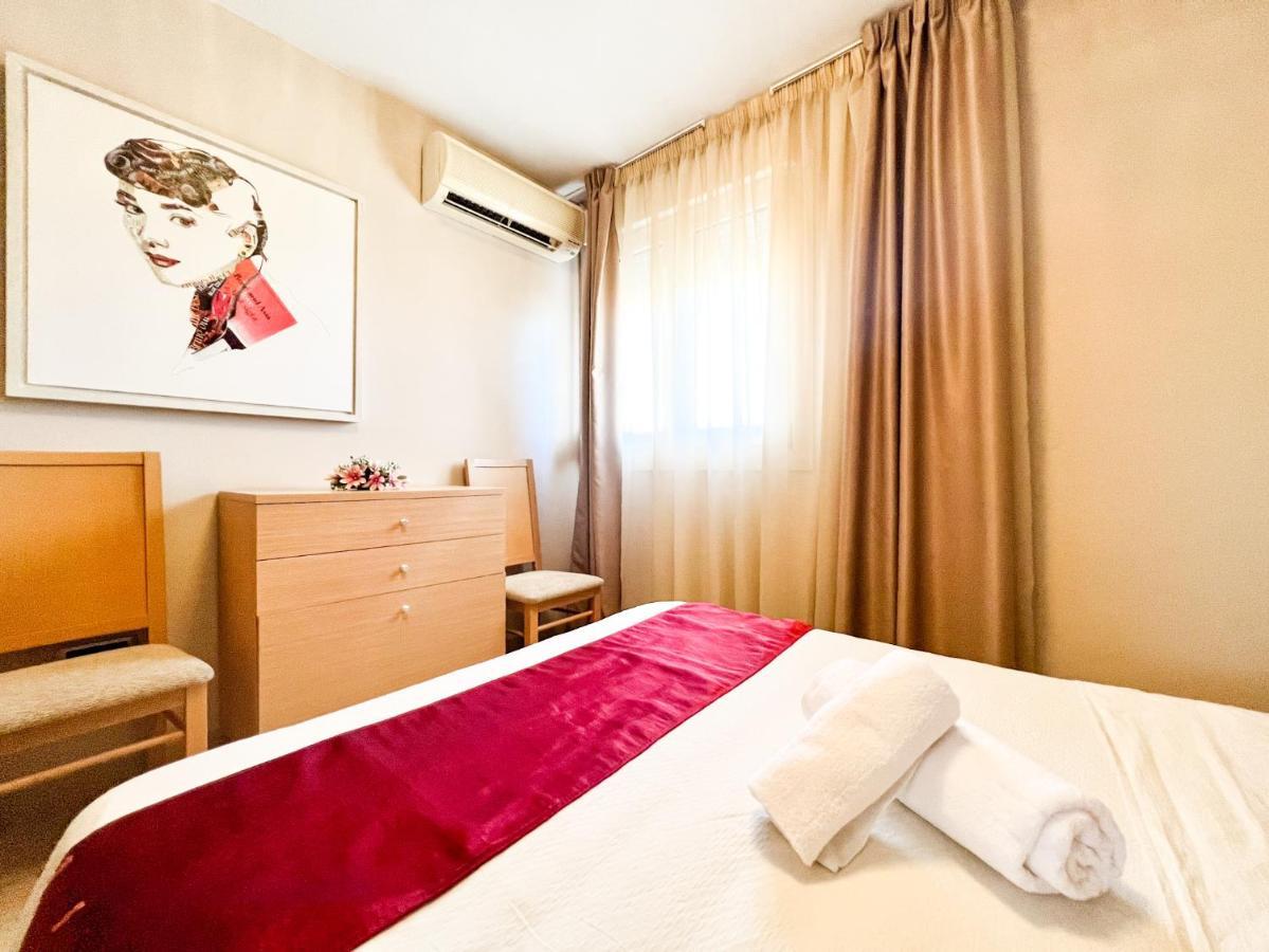 Mediterranean Dream Views โอโรเปซาเดลมาร์ ภายนอก รูปภาพ